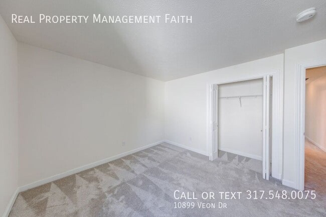 Building Photo - 10899 Veon Dr