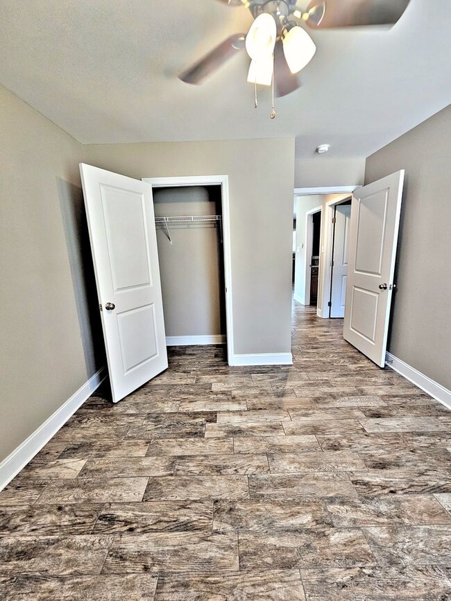 Building Photo - 717 Iron Wood Dr