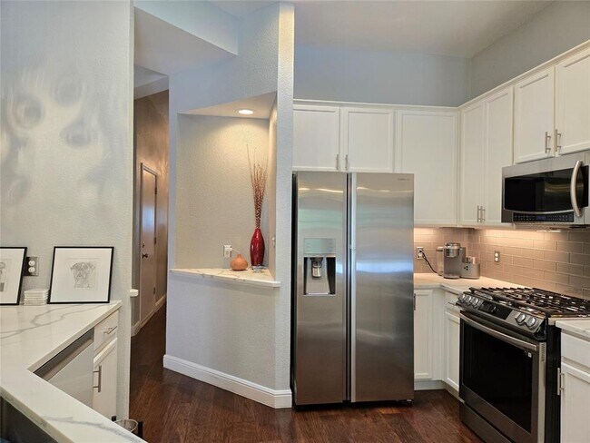 Building Photo - 4701 Muskdeer Dr