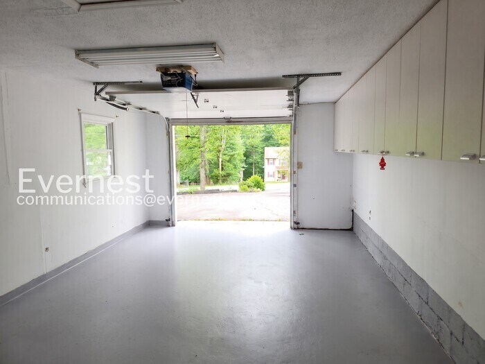 Building Photo - 12409 Salient Ln