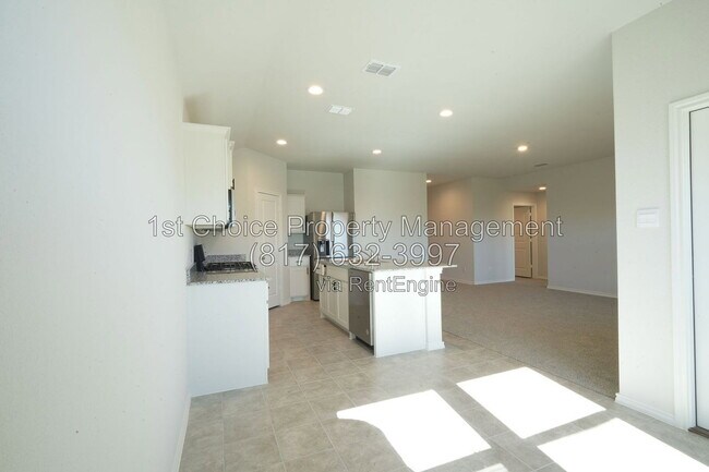 Building Photo - 713 Spaulding St