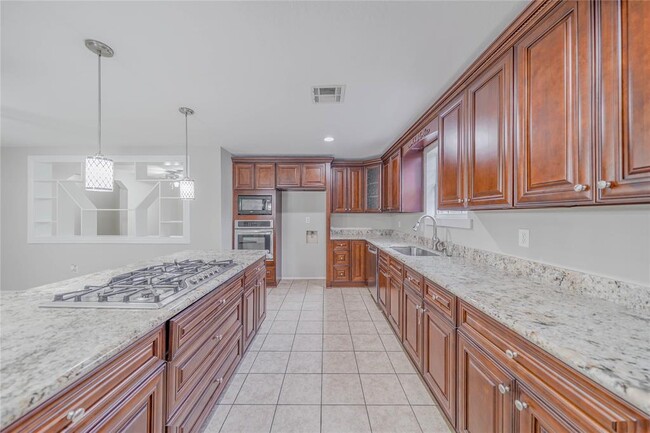 Building Photo - 10915 Sagecrest Ln