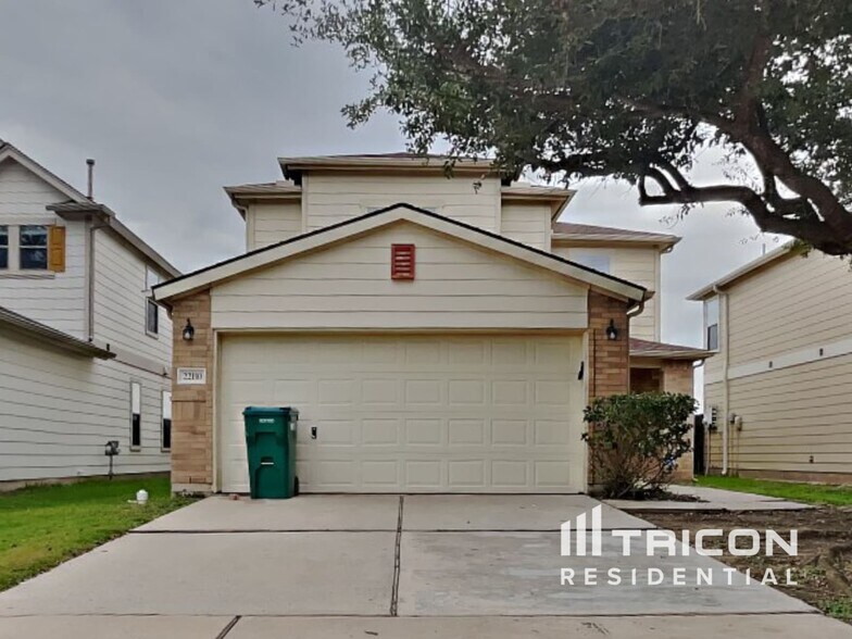 Building Photo - 22110 Orchard Dale Dr