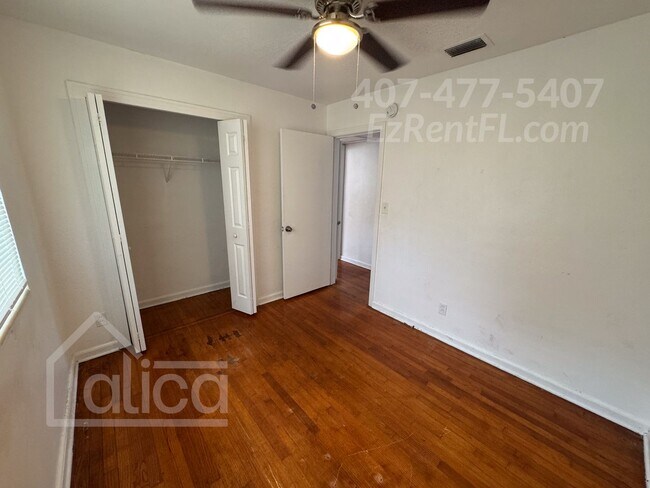 Building Photo - Coming Soon – Charming & Convenient 3-Bedr...