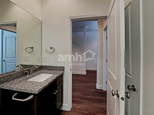 Building Photo - 3648 S Natural Way