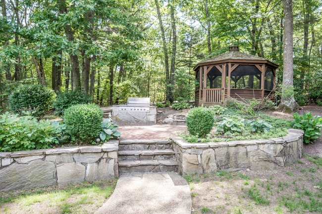 Building Photo - 8 Patriot Way