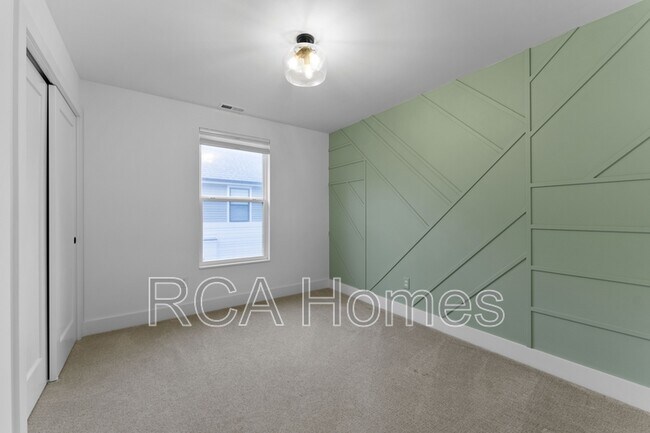 Building Photo - 1517 Marlowe Ave
