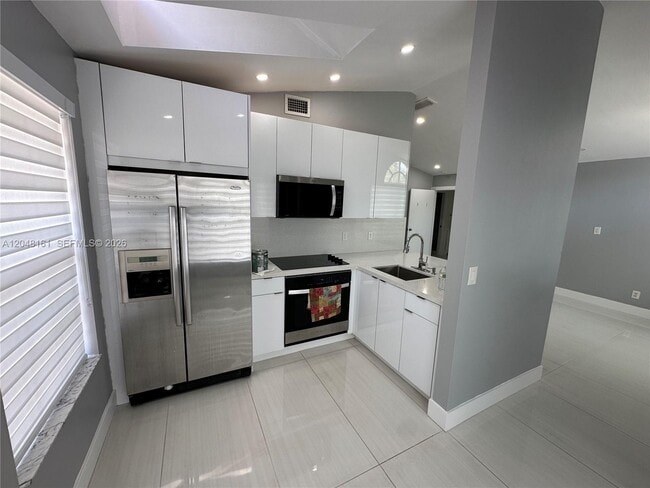 Building Photo - 21562 SW 87th Pl