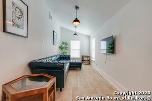 Building Photo - 530 Pruitt Ave