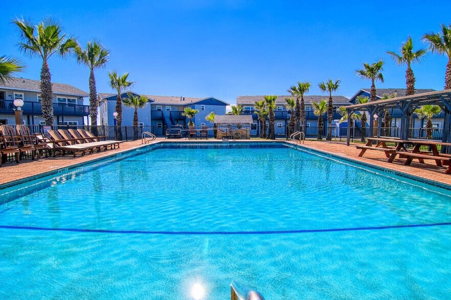 Building Photo - 1129 Eleventh Street-SI FL1-ID1023188P