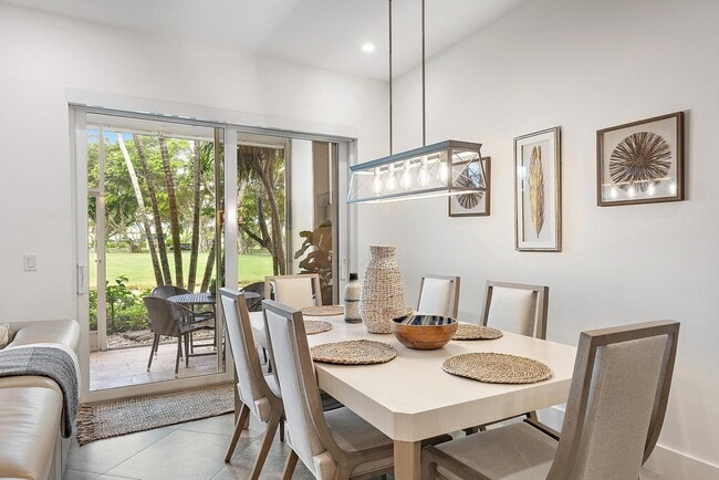 Building Photo - 503 Resort Ln