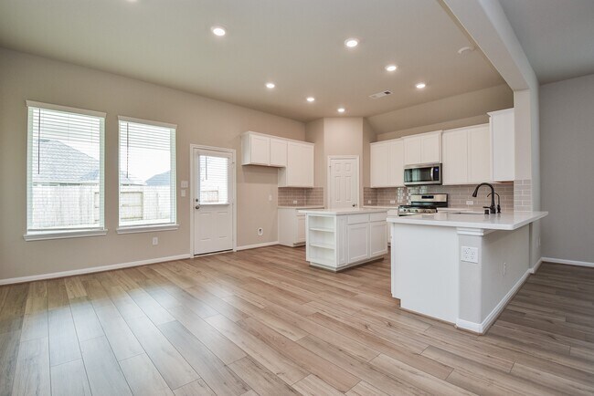 Building Photo - 2642 Settler Hl Dr