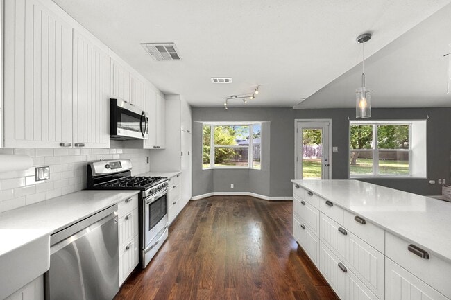 Building Photo - 12307 Nova Ct