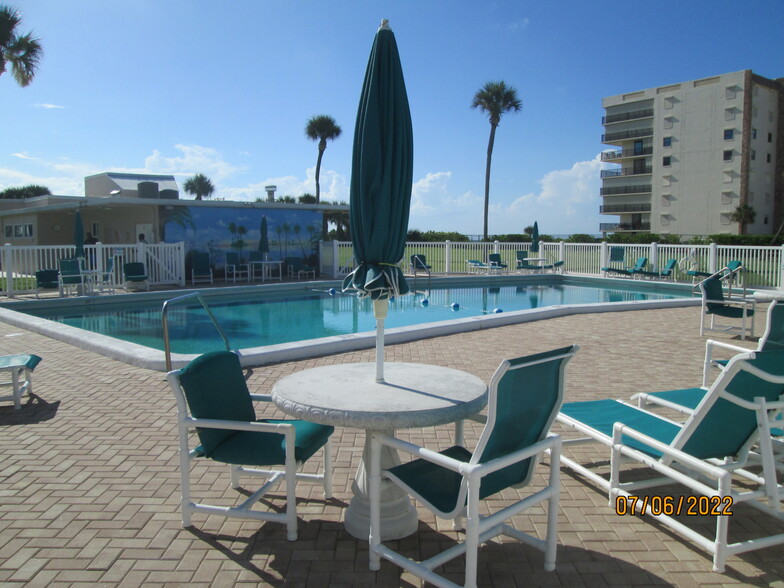 Sit by the Pool before Entry - 2020 N Atlantic Ave