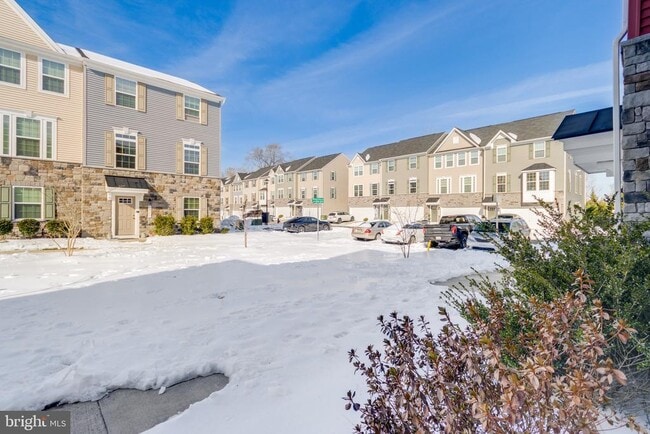 Building Photo - 2615 Wheatland Station Way