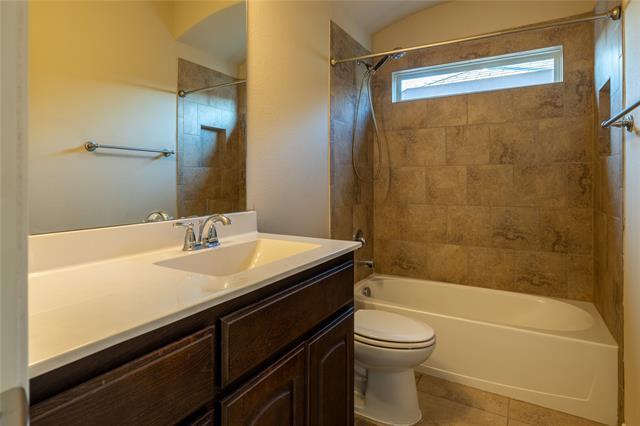 Building Photo - 2813 Saddle Creek Dr