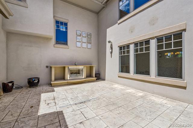 Building Photo - 11 Sommerset Cir
