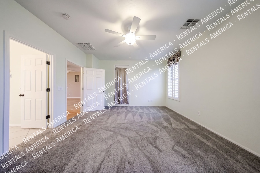Building Photo - 30984 N Obsidian Dr