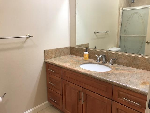 Building Photo - 730 E 3rd St