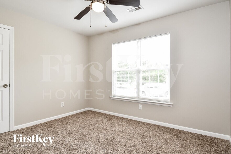 Building Photo - 3629 Sherbourne Ln