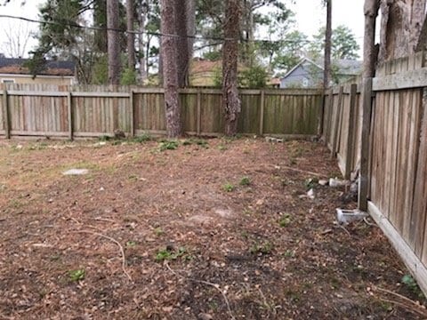 Building Photo - 3 Bedroom/1 bath home on corner lot with a large fenced back yard