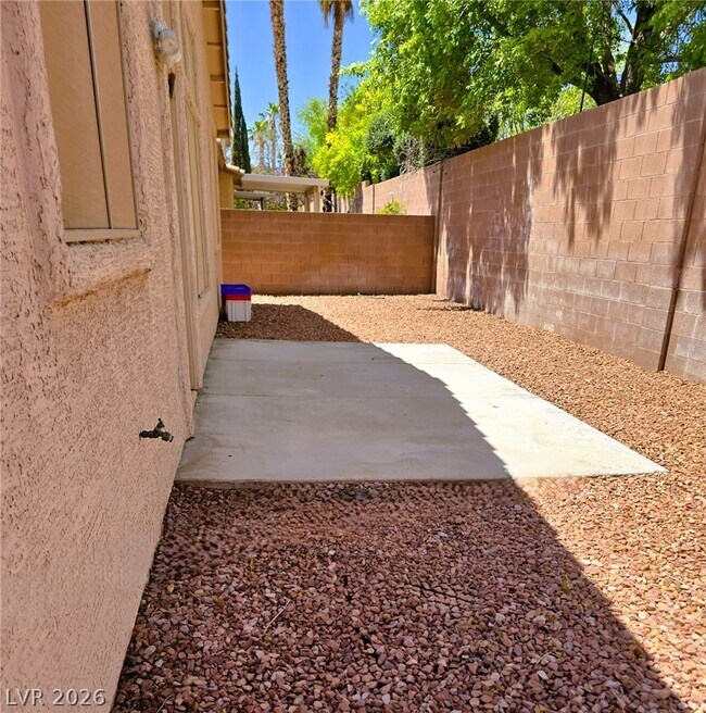Building Photo - 1605 Cimarron Crest St