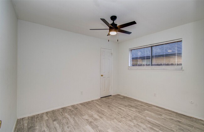 Building Photo - 5311 Sweetwind Ln