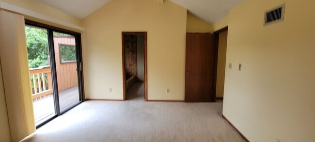 Building Photo - 1631 NW 94th St