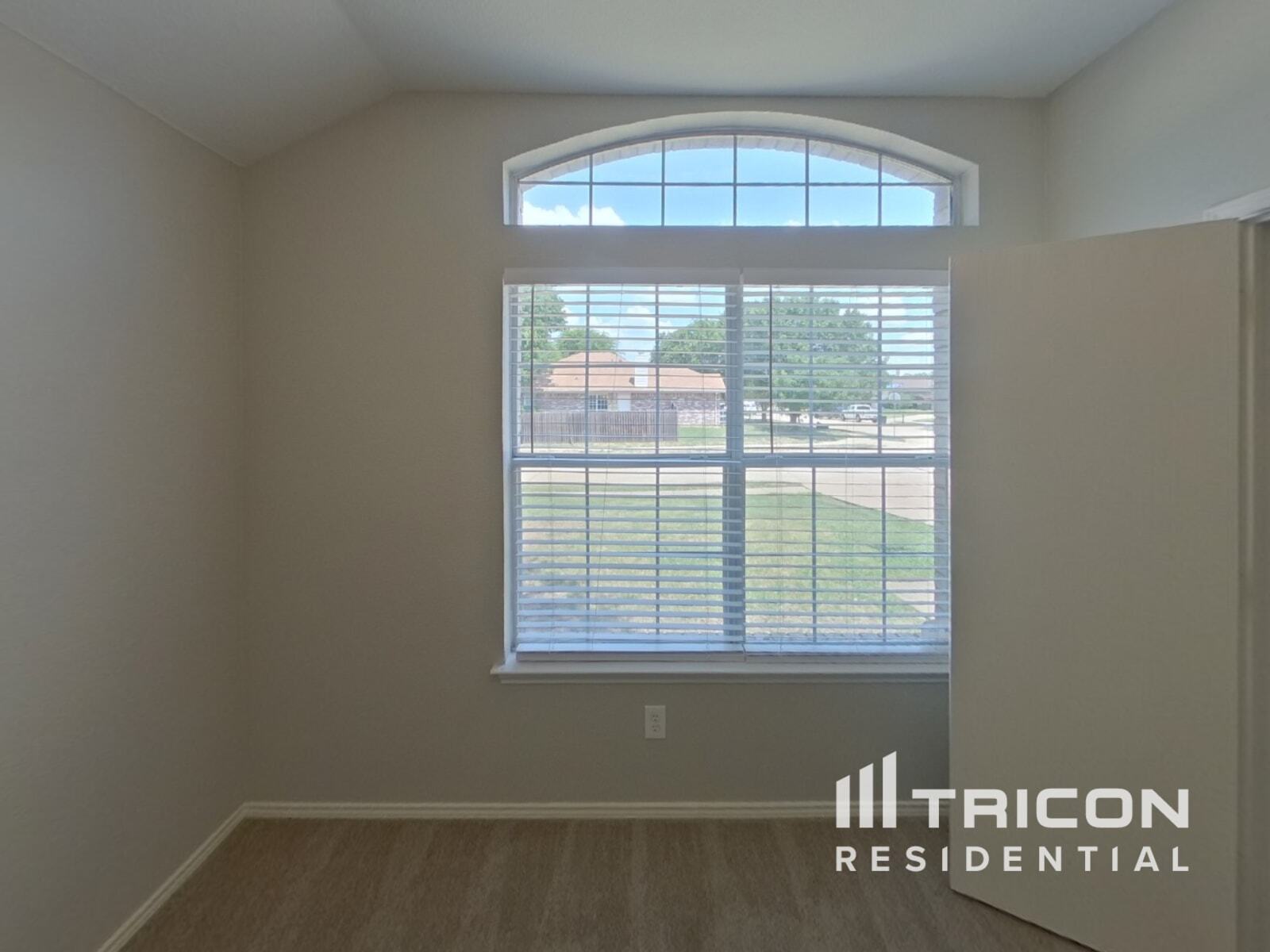 Building Photo - 1106 Sage Brush Tr