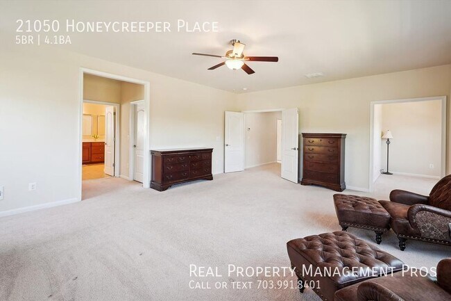 Building Photo - 21050 Honeycreeper Pl
