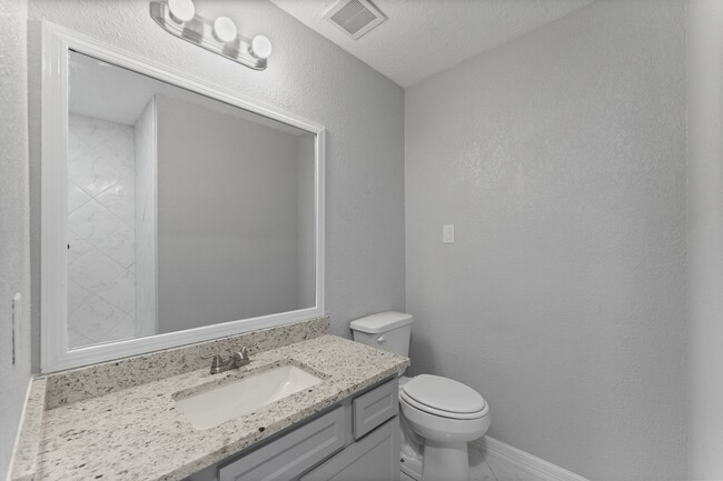 Building Photo - 4907 Tealgate Dr