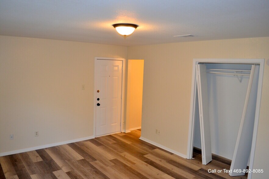 Building Photo - 7610 April Ct