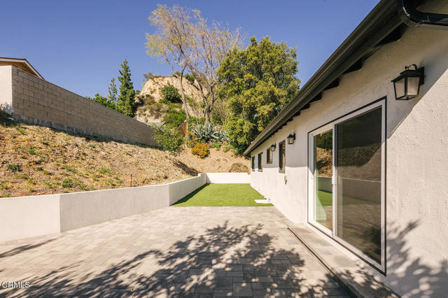 Building Photo - 5447 Rock Castle Dr