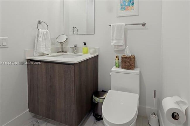 Building Photo - 17550 Collins Ave