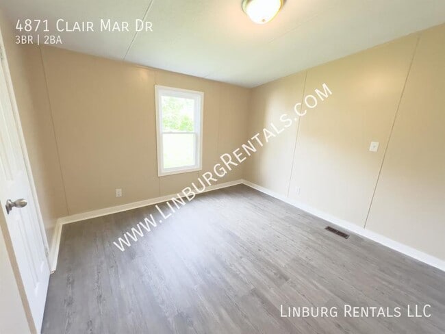 Building Photo - 4871 Clair Mar Dr