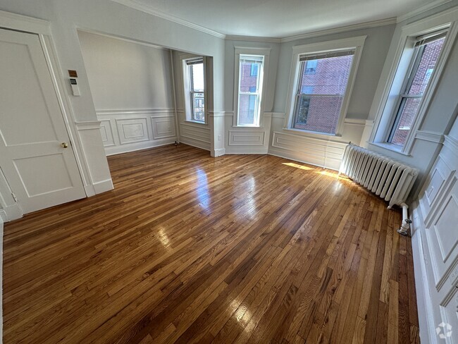 Building Photo - 34 Worthington St