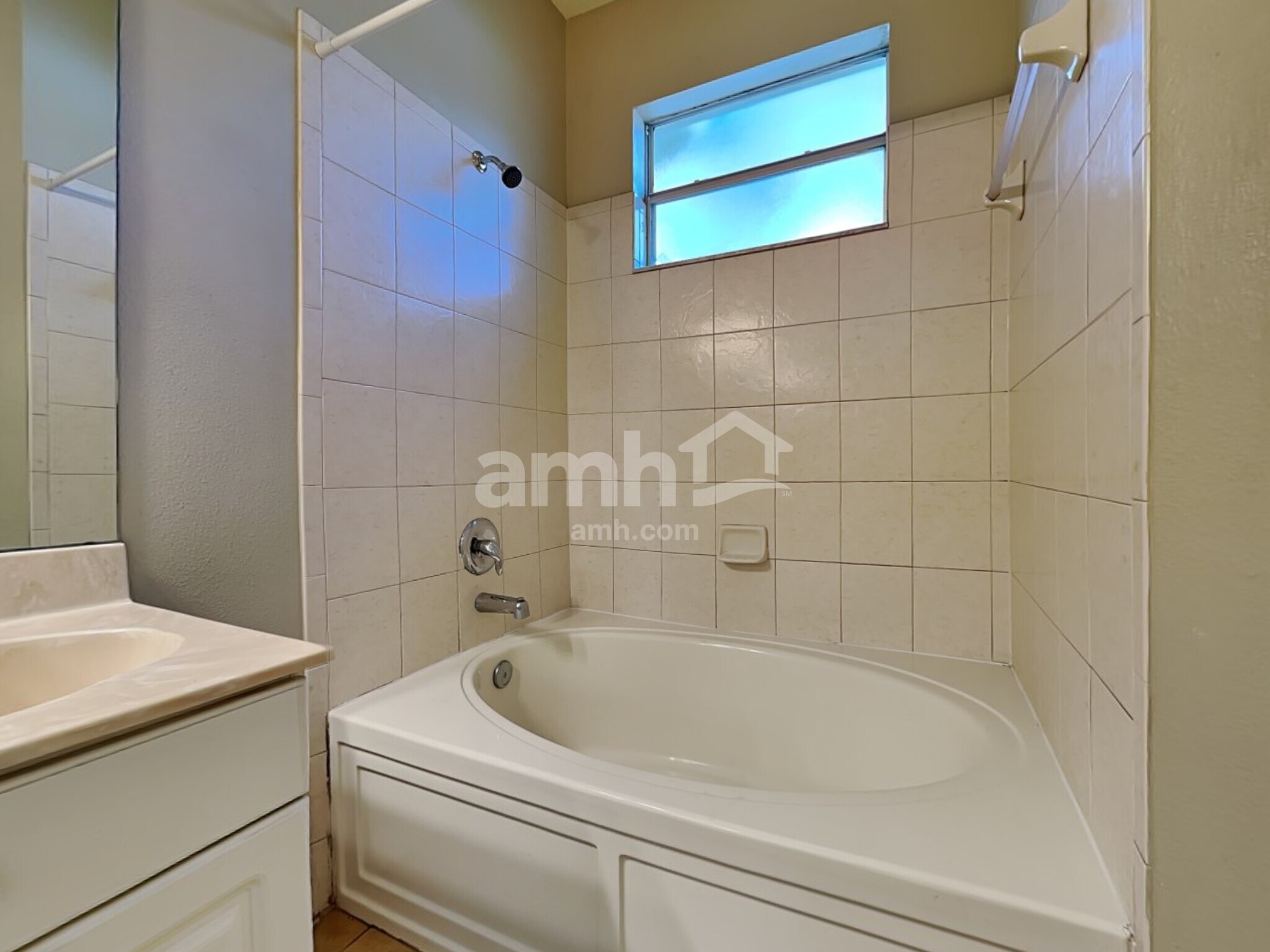Building Photo - 8011 Terrace Arbor Ct