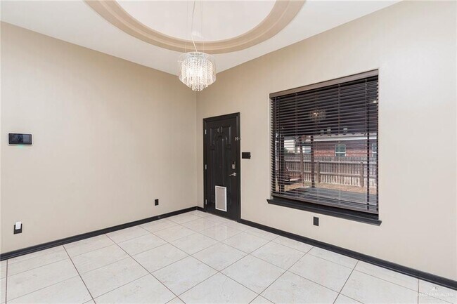Building Photo - 7533 N 26th St