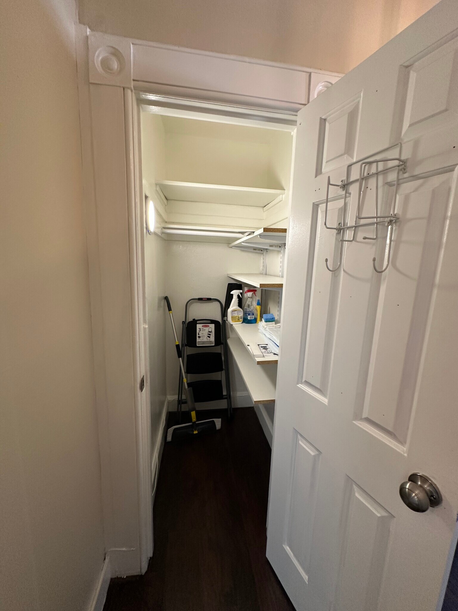 Building Photo - 367 State St