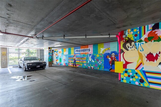 Building Photo - 690 SW 1st Ct