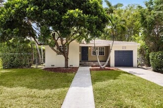 Building Photo - 5490 SW 57th Ave