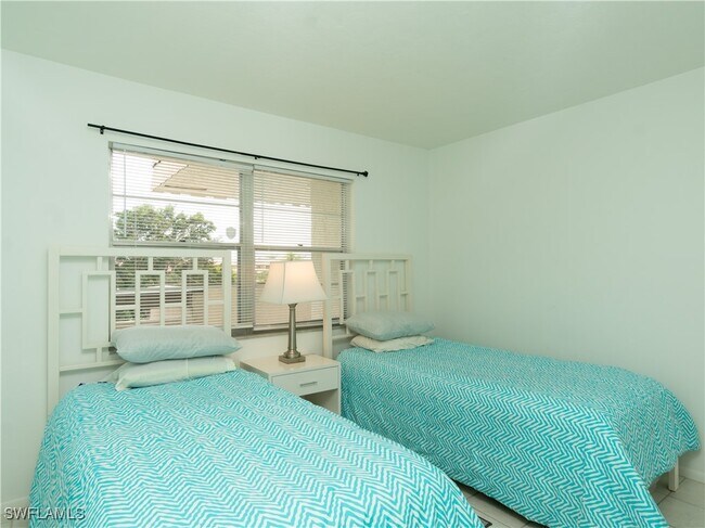 Building Photo - 499 Forest Lakes Blvd