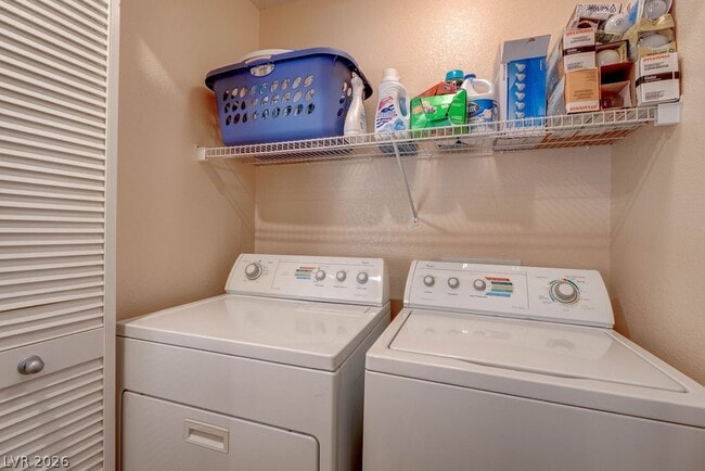 Building Photo - 9936 Elkhead Creek Way