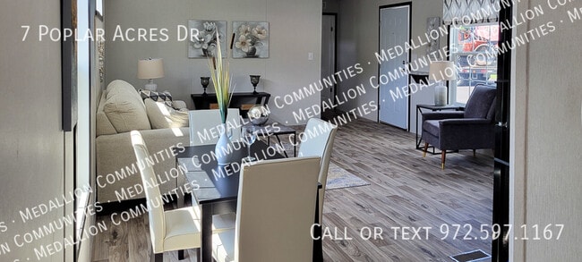 Building Photo - 7 Poplar Acrs Dr