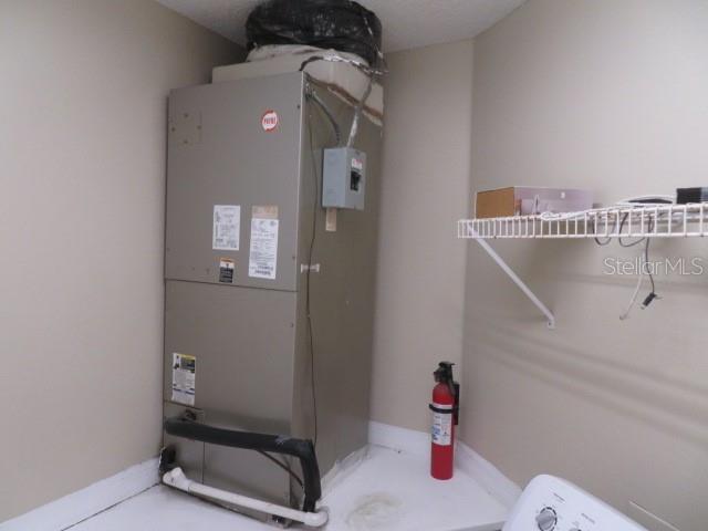 Building Photo - 1271 Erdman Ct