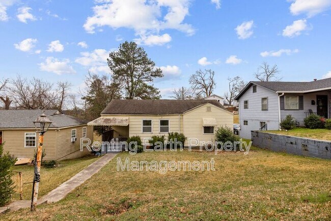 Building Photo - 1633 32nd Street Ensley