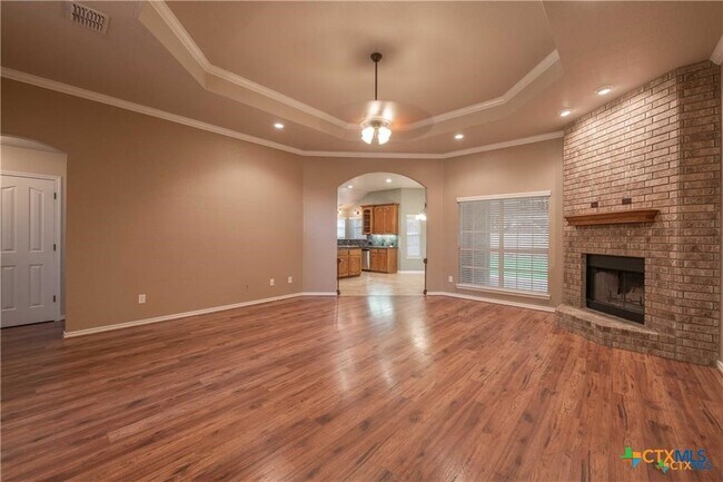 Building Photo - 6201 Flag Stone Dr