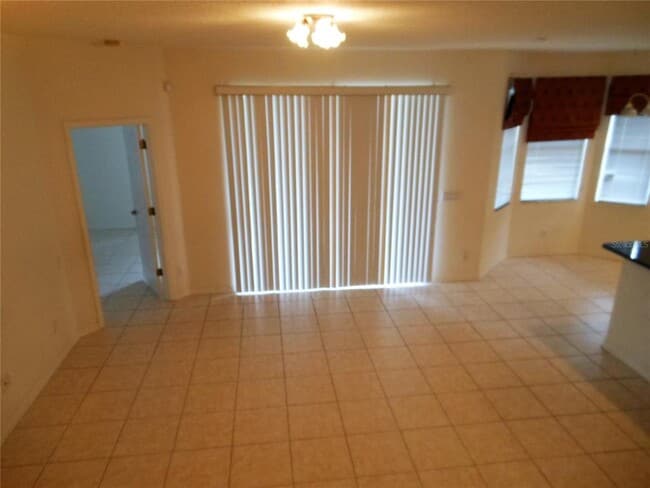 Building Photo - 13005 Terrace Springs Dr