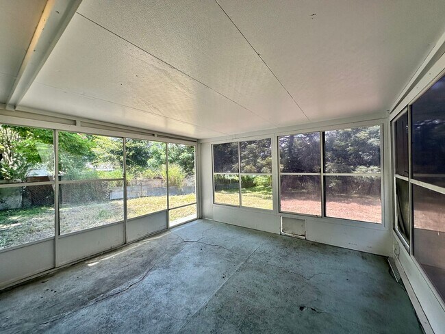 Building Photo - Charming 3-Bedroom Home in Apopka!