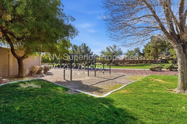 Building Photo - NW North Las Vegas!! Single Story!! No Carpet!! Low Maintenance Desert landscape front and back!!
